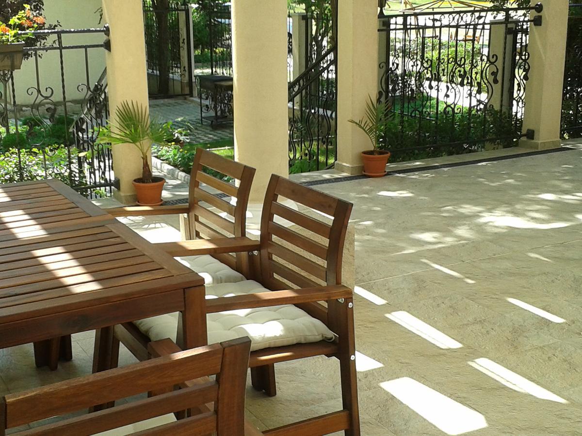 Hotel Seasons 3 ซันนีบีช ภายนอก รูปภาพ