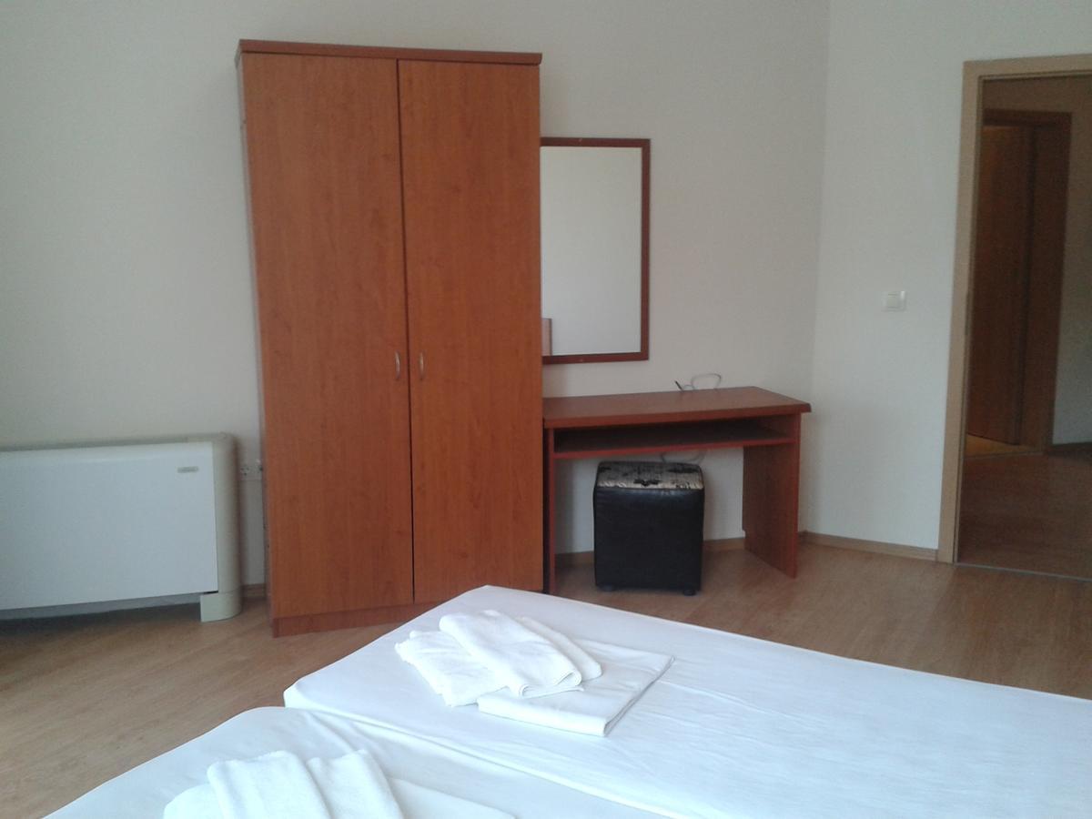Hotel Seasons 3 ซันนีบีช ภายนอก รูปภาพ